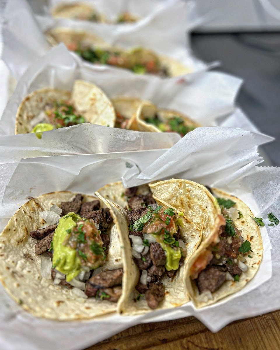 Big Poppa Tacos Photo 9