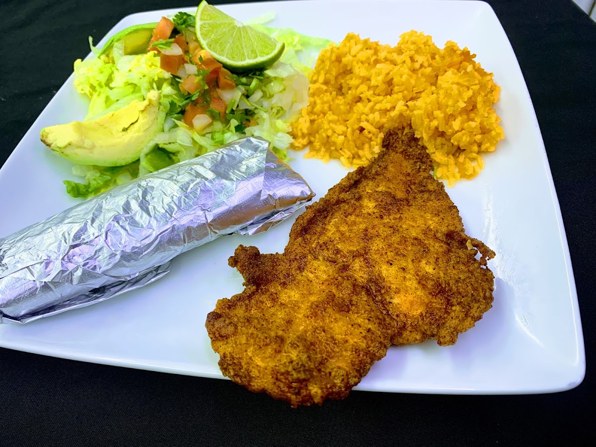 El EncantadorTaqueria Photo 8