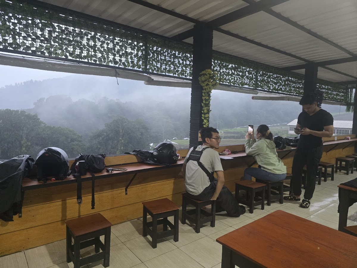 WARUNG N,H 48