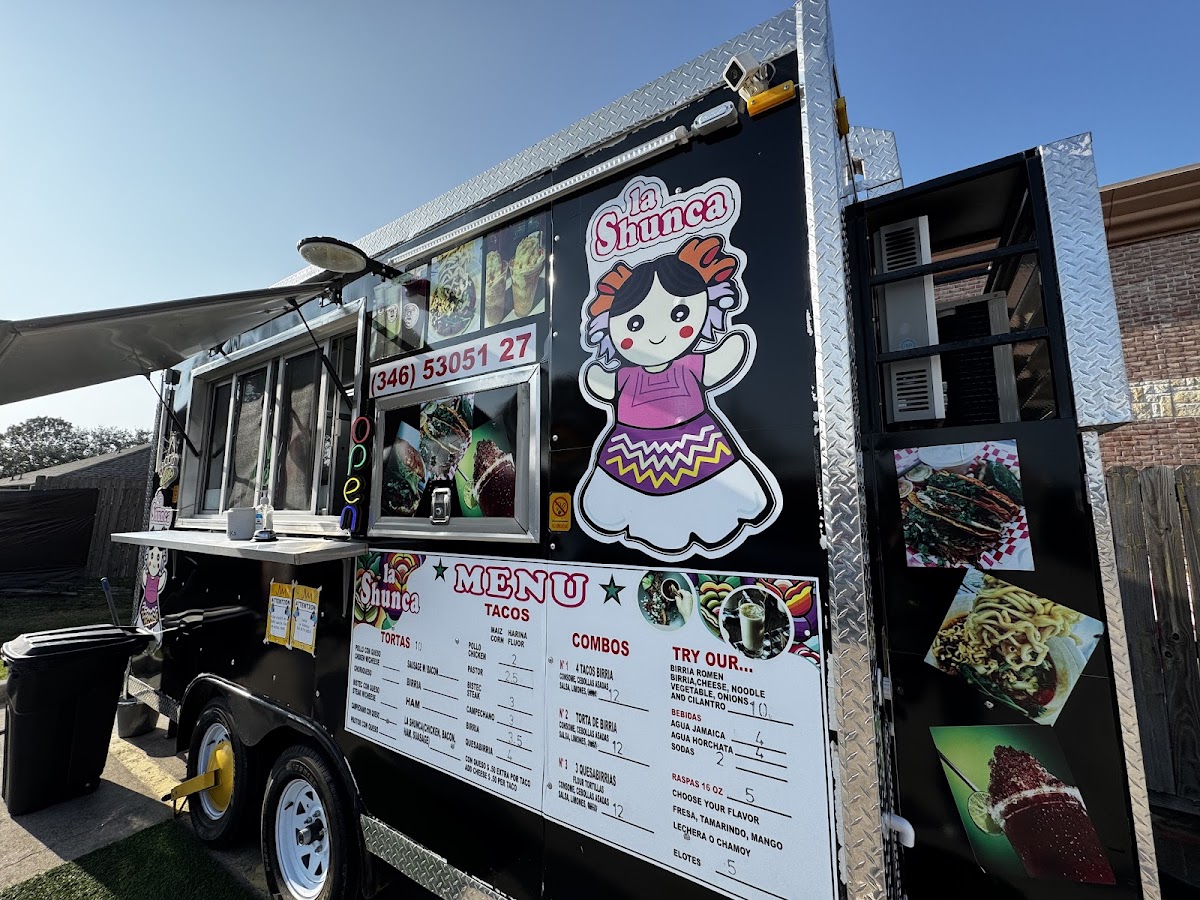 La Shunca Food Trailer Photo Menu 3