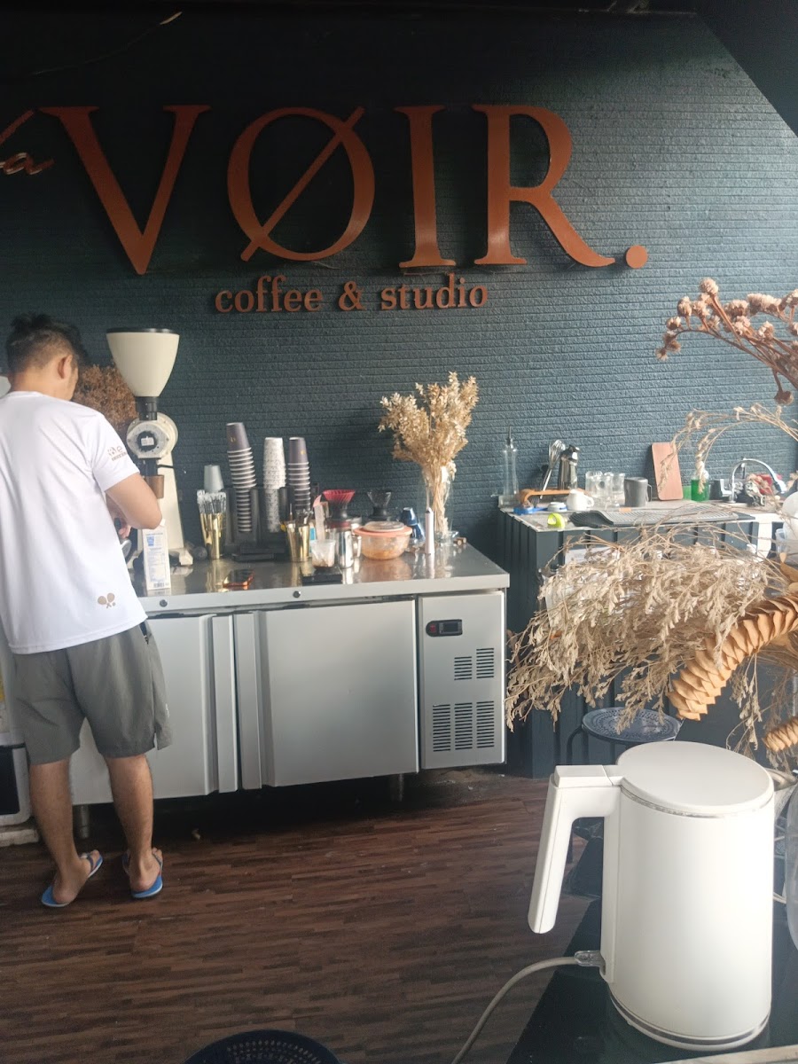 La Voir Coffee & Studio Photo 3