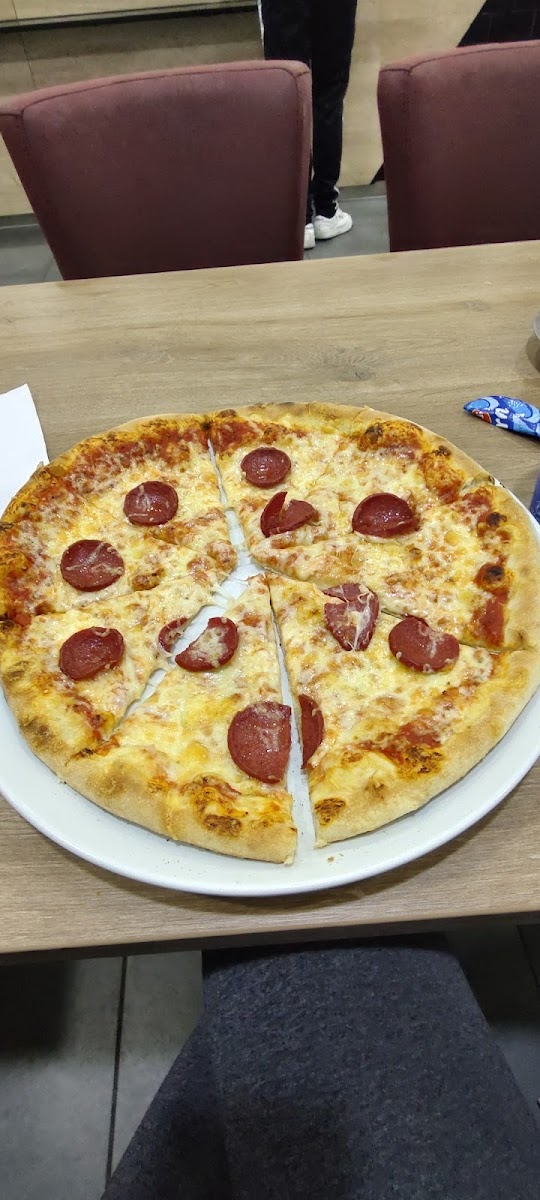 Wilhelm's Pizza,-Kebaphaus Photo 8