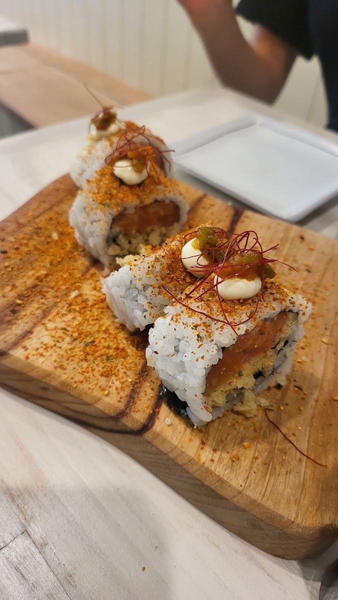 Blue Lemon Sushi Photo 5