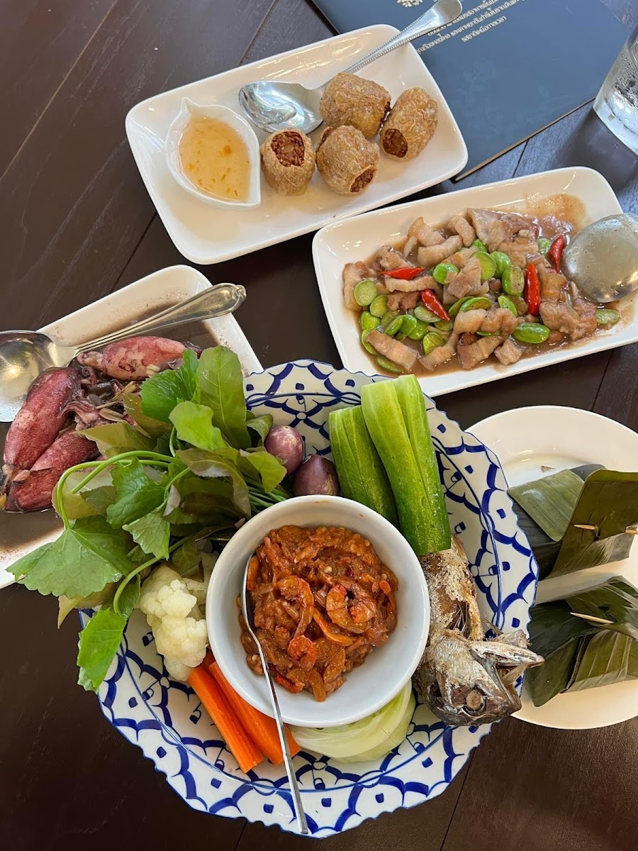 Thai Mueang Restaurant Phuket Photo 4