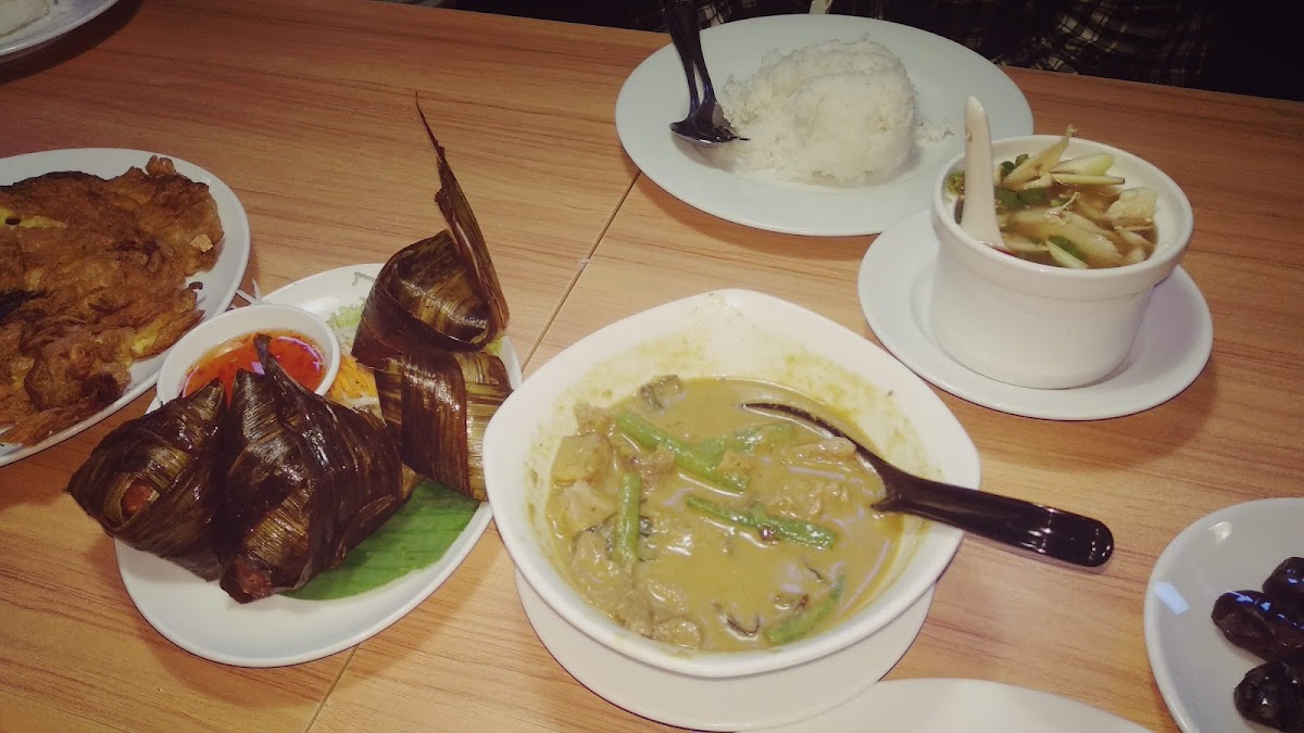 Absolute Thai @ MyTown Shopping Centre Photo 7
