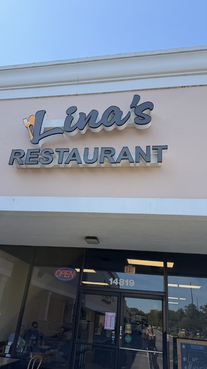 Lina's Restaurant Photo 3