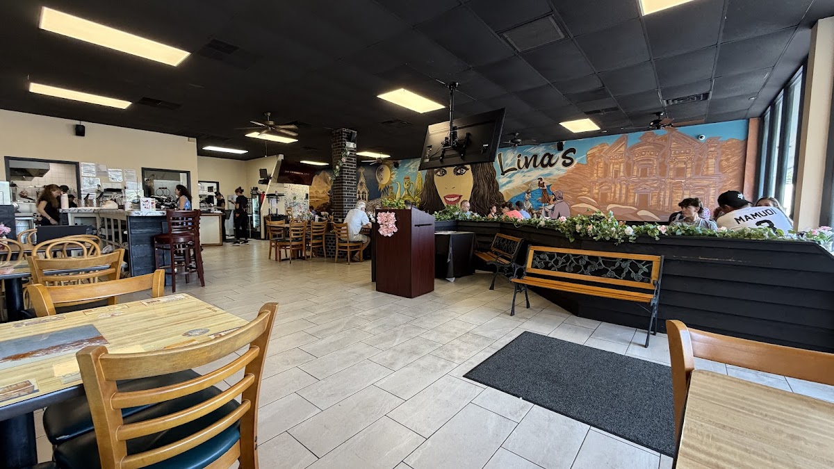 Lina's Restaurant Photo 7