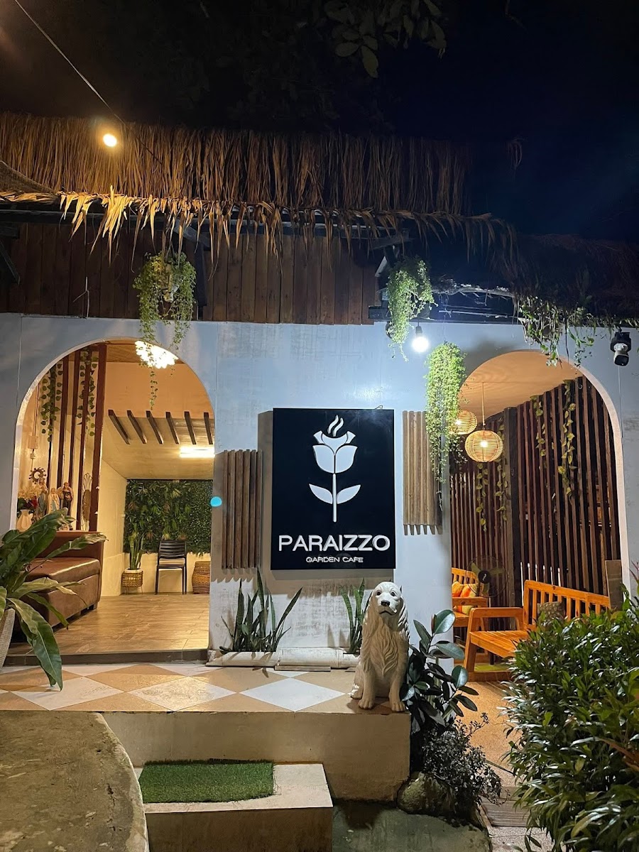 Paraizzo Garden Cafe
