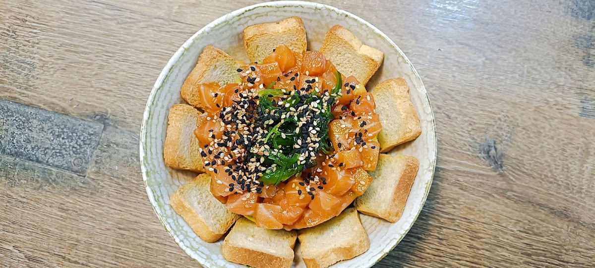Ohana Poke Bar Photo 6