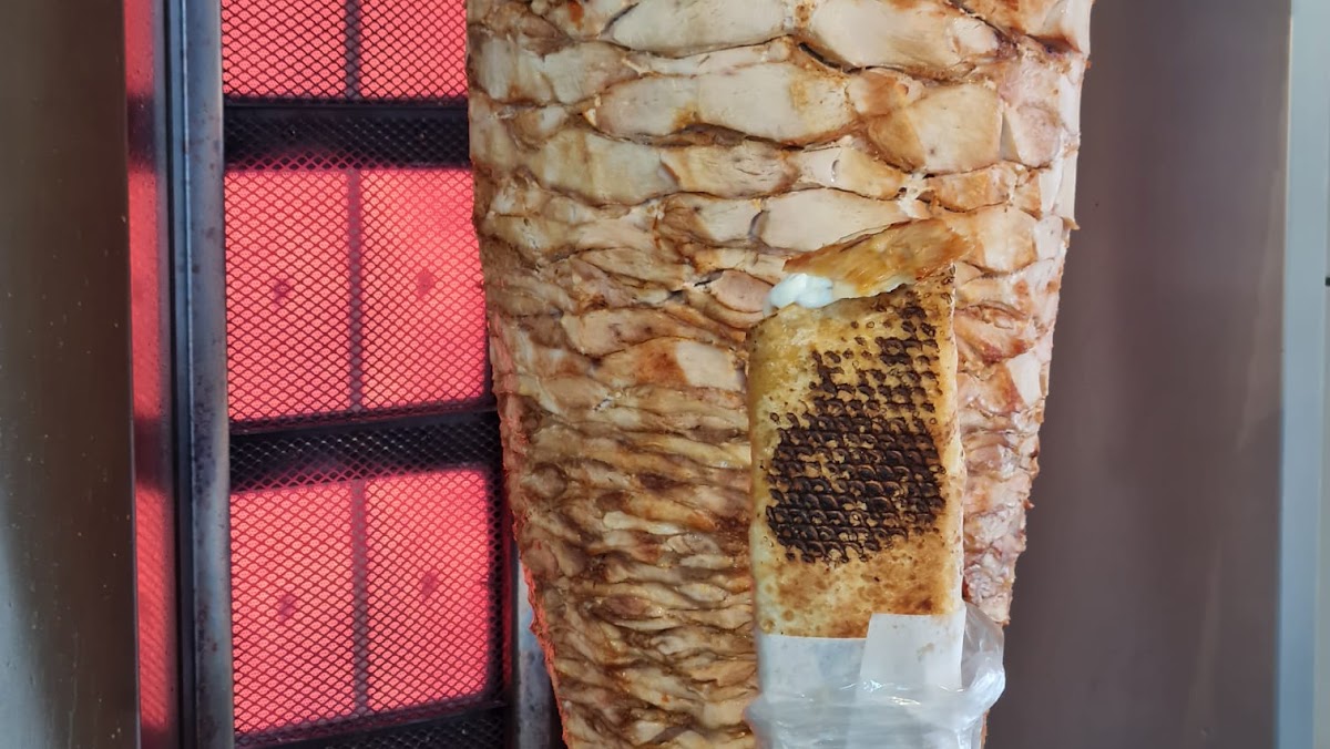 Taibah Fast Food شاورما طيبة Photo 3