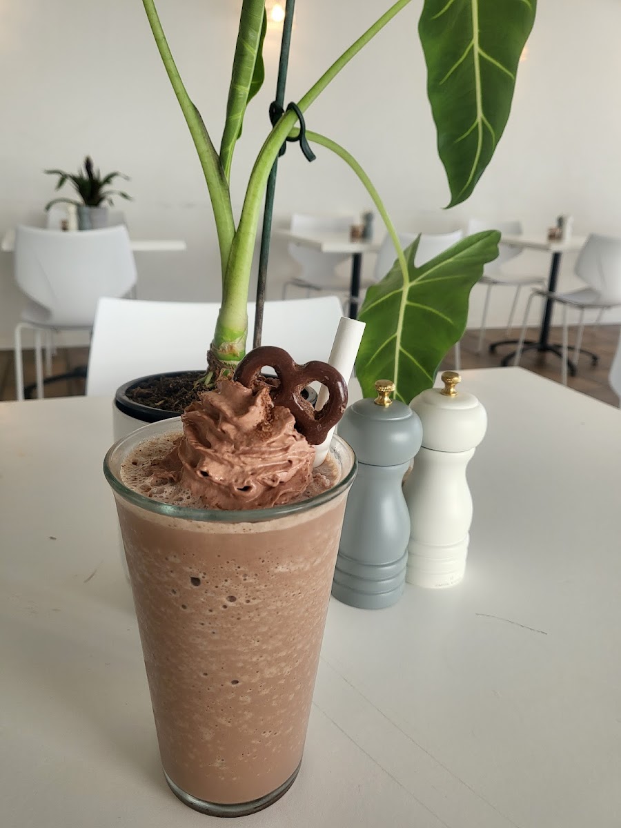 Ocean Breeze Eatery Photo 6