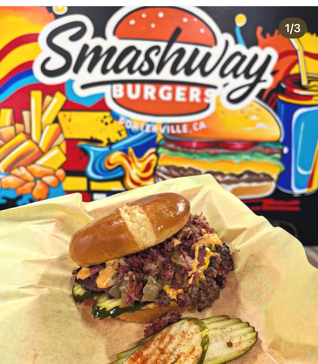 SMASHWAY BURGERS Photo 3