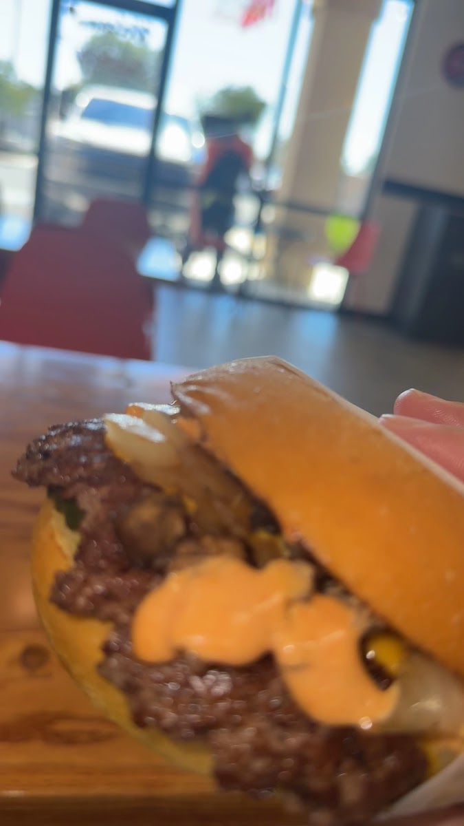 SMASHWAY BURGERS Photo 8