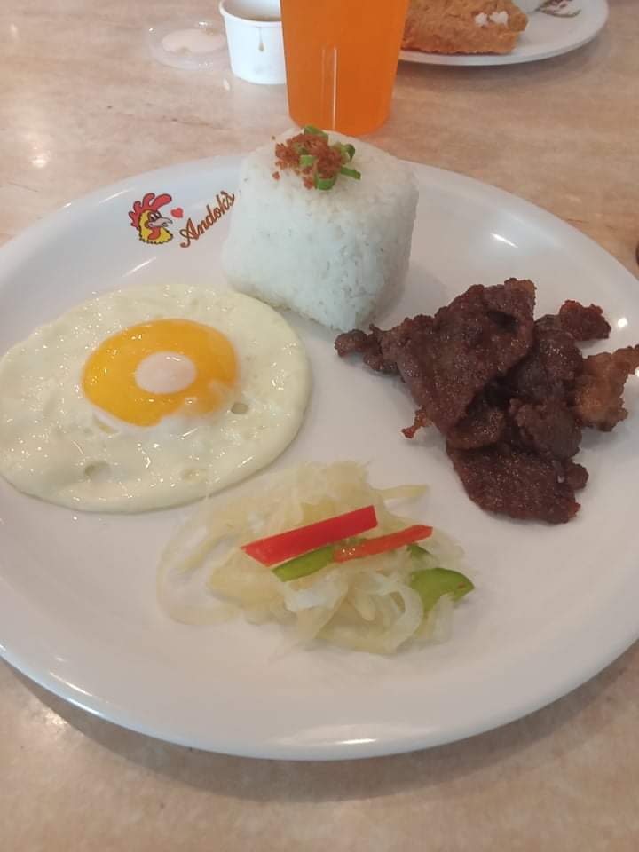 Andok's Evangelista Photo 6