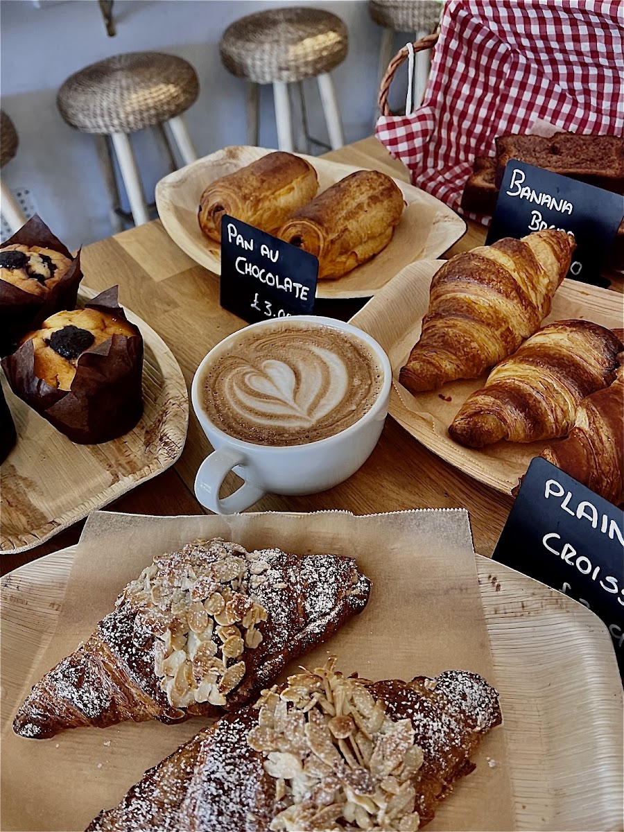 Reyes Coffee & Brunch Photo 10