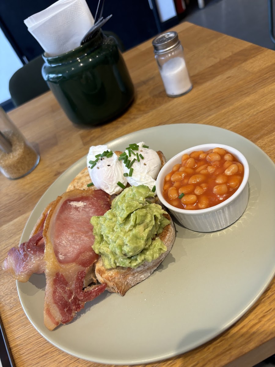 Reyes Coffee & Brunch Photo 6