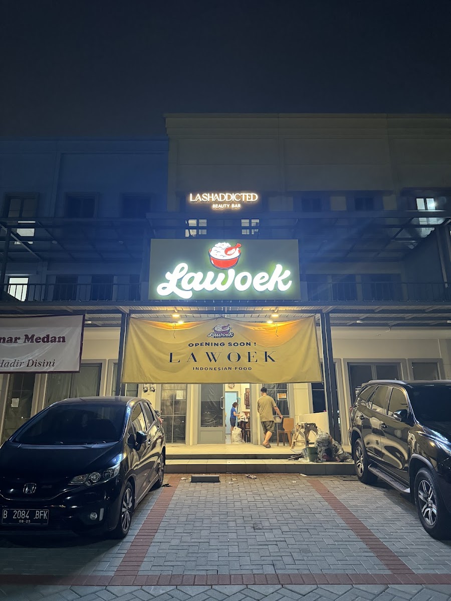 Lawoek Gading Serpong
