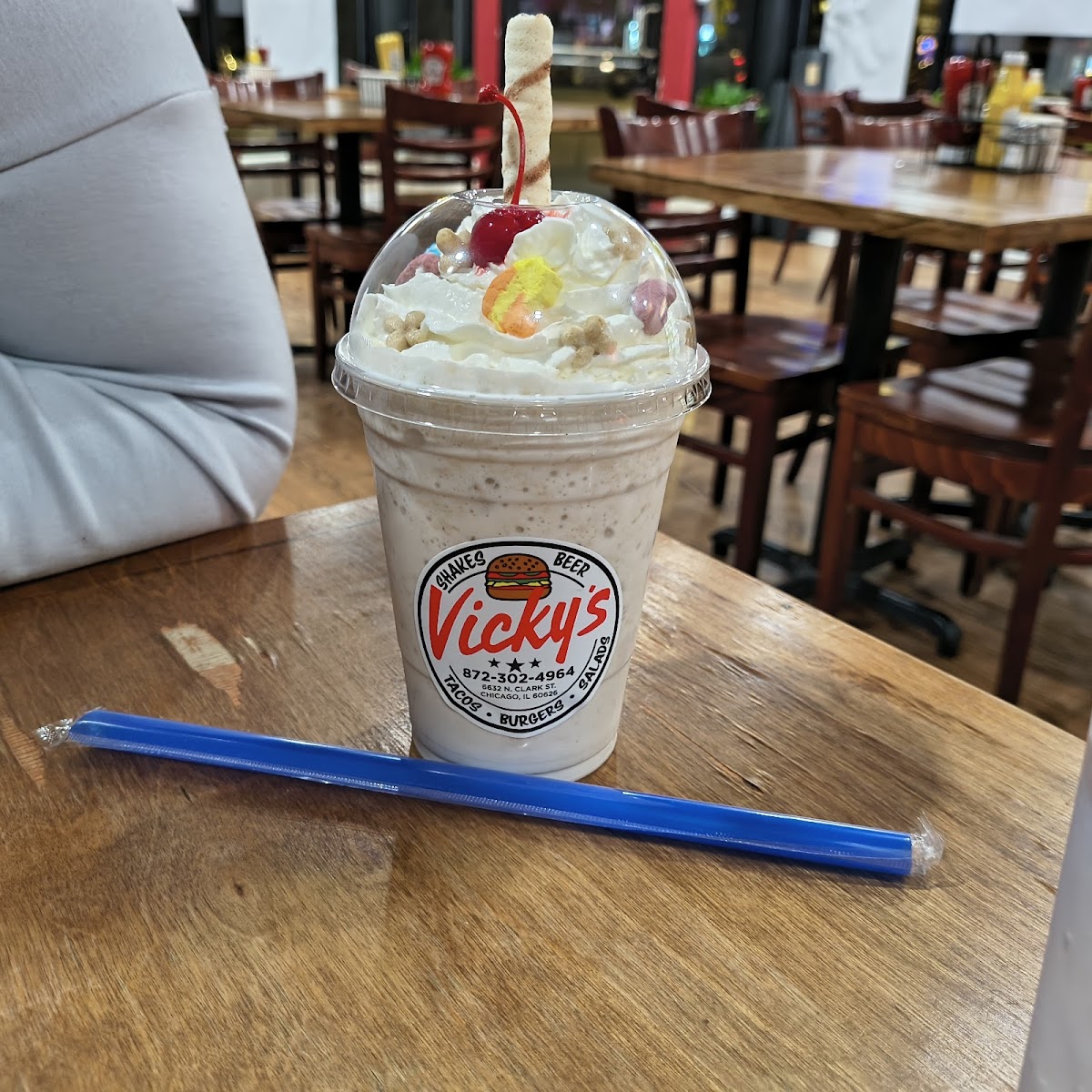 Vicky's Restaurant Photo 4