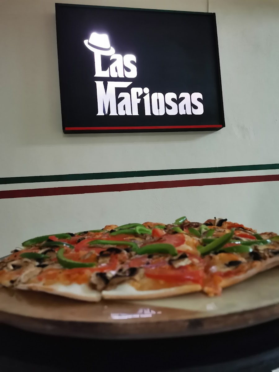 Las Mafiosas de Valle Photo 4