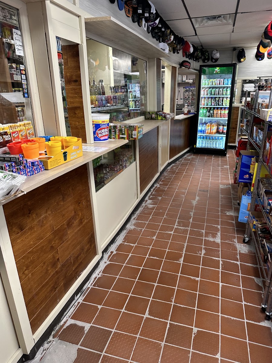 Mars Mart 4 Photo 8