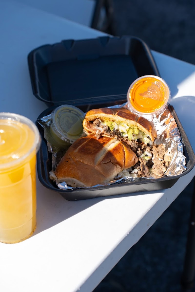 Taco’N Madre Photo 3
