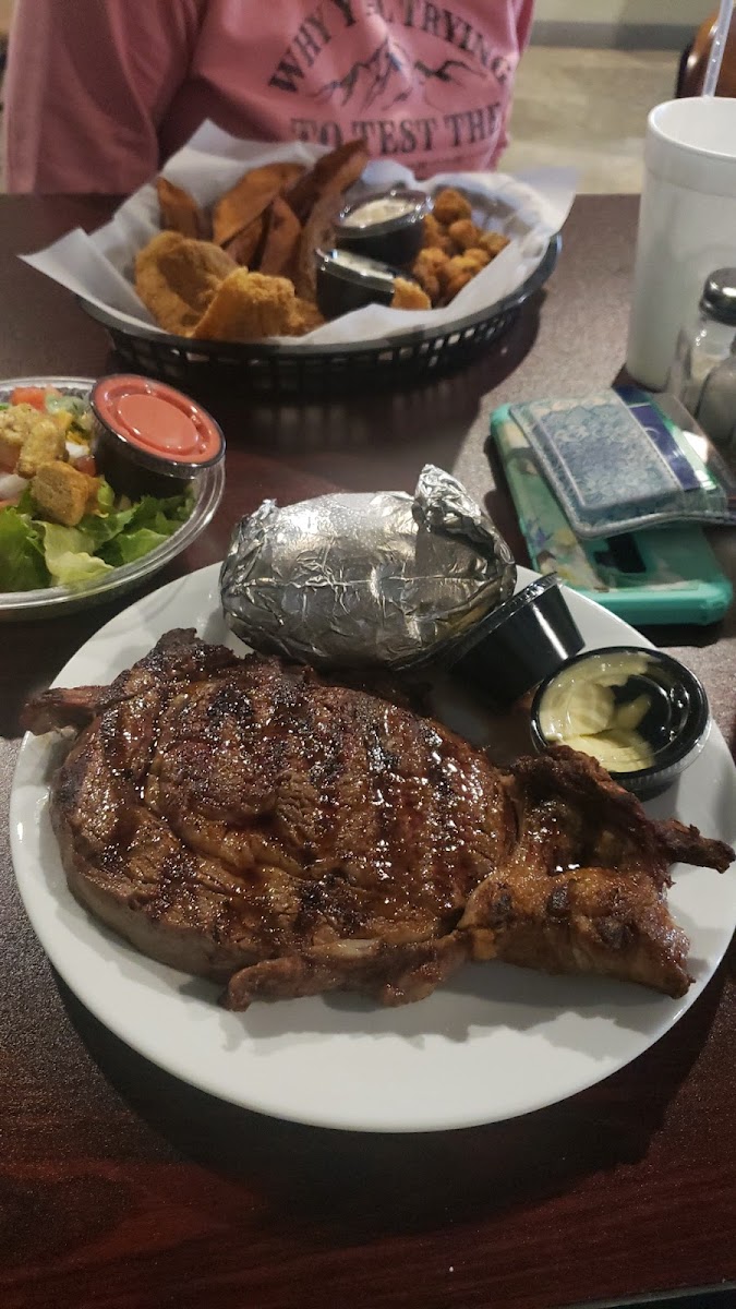 TNT Smokehouse Photo 4