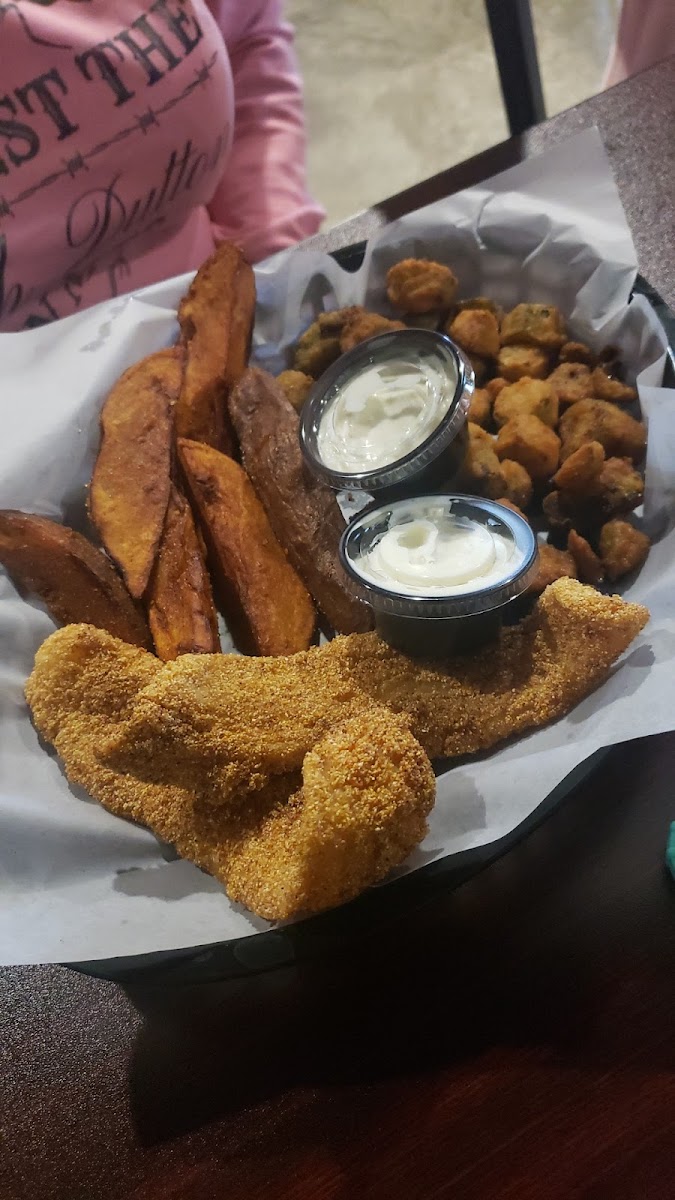 TNT Smokehouse Photo 8