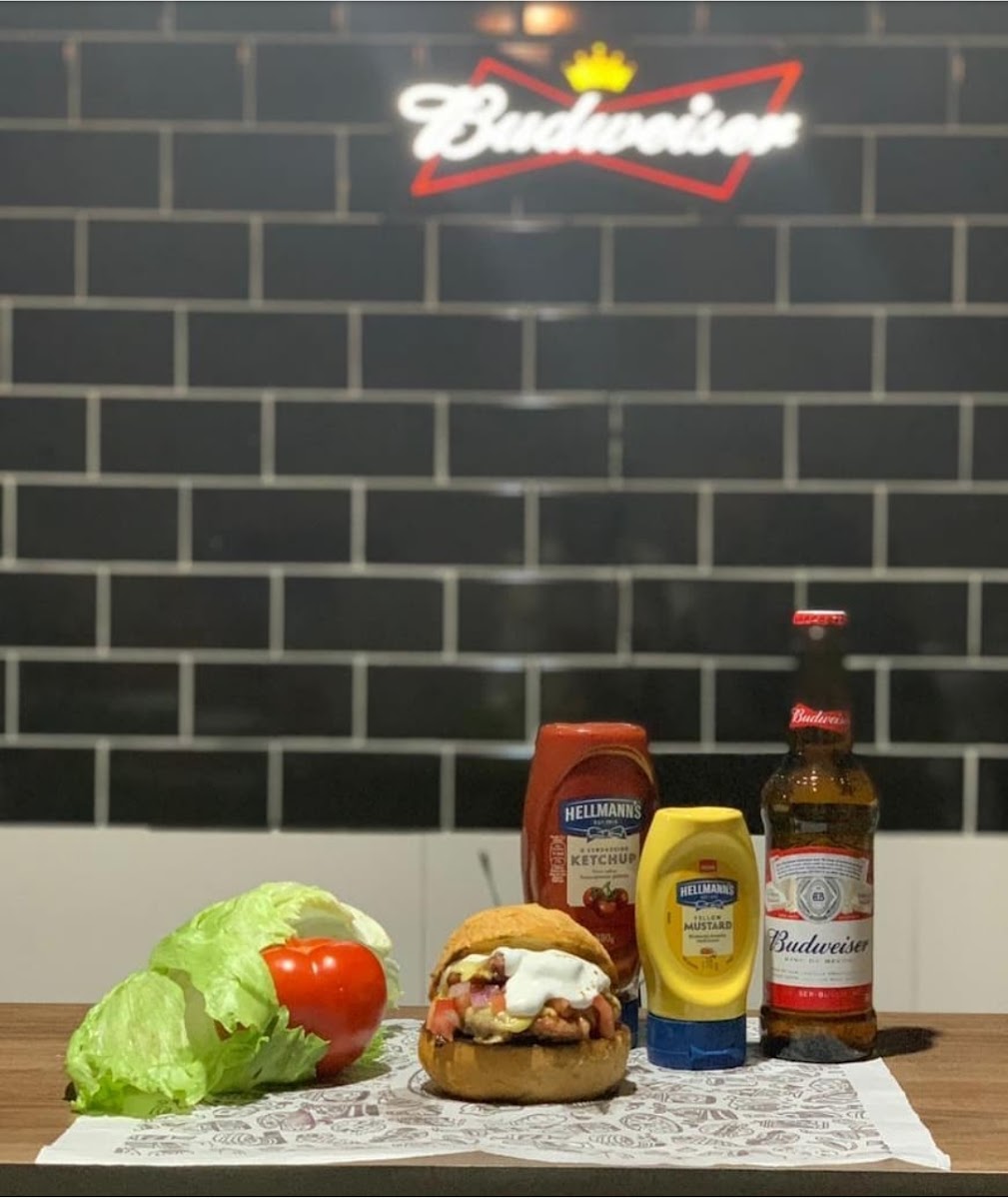 Asteroid Burger Photo 6