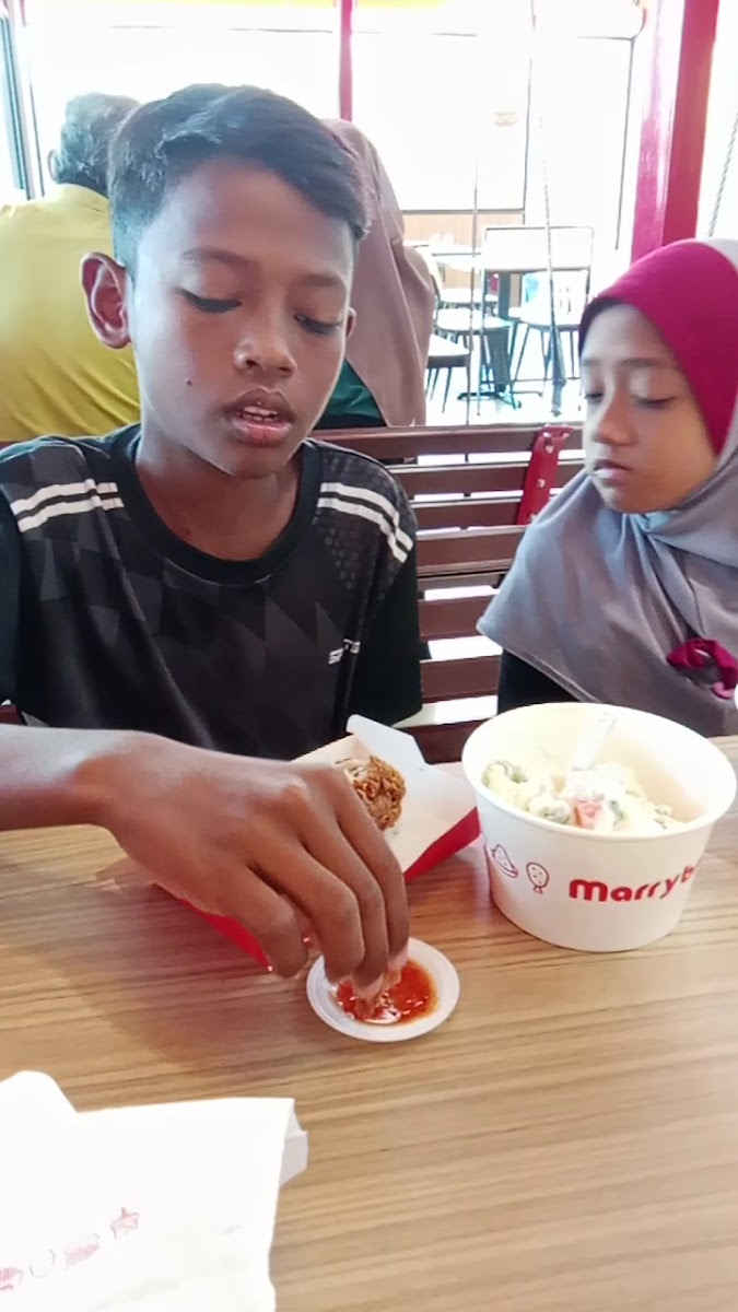 Marrybrown Caltex Machang Bubok Photo 2