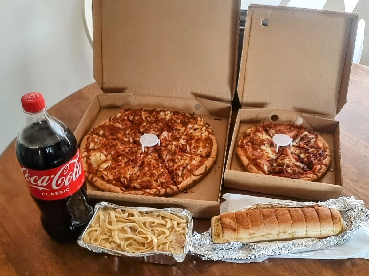 Gypsy's Pizza Photo 8