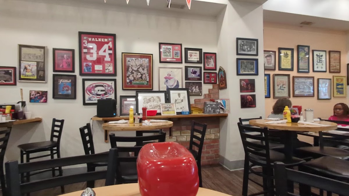 Famous Mike's of Macon Photo 2