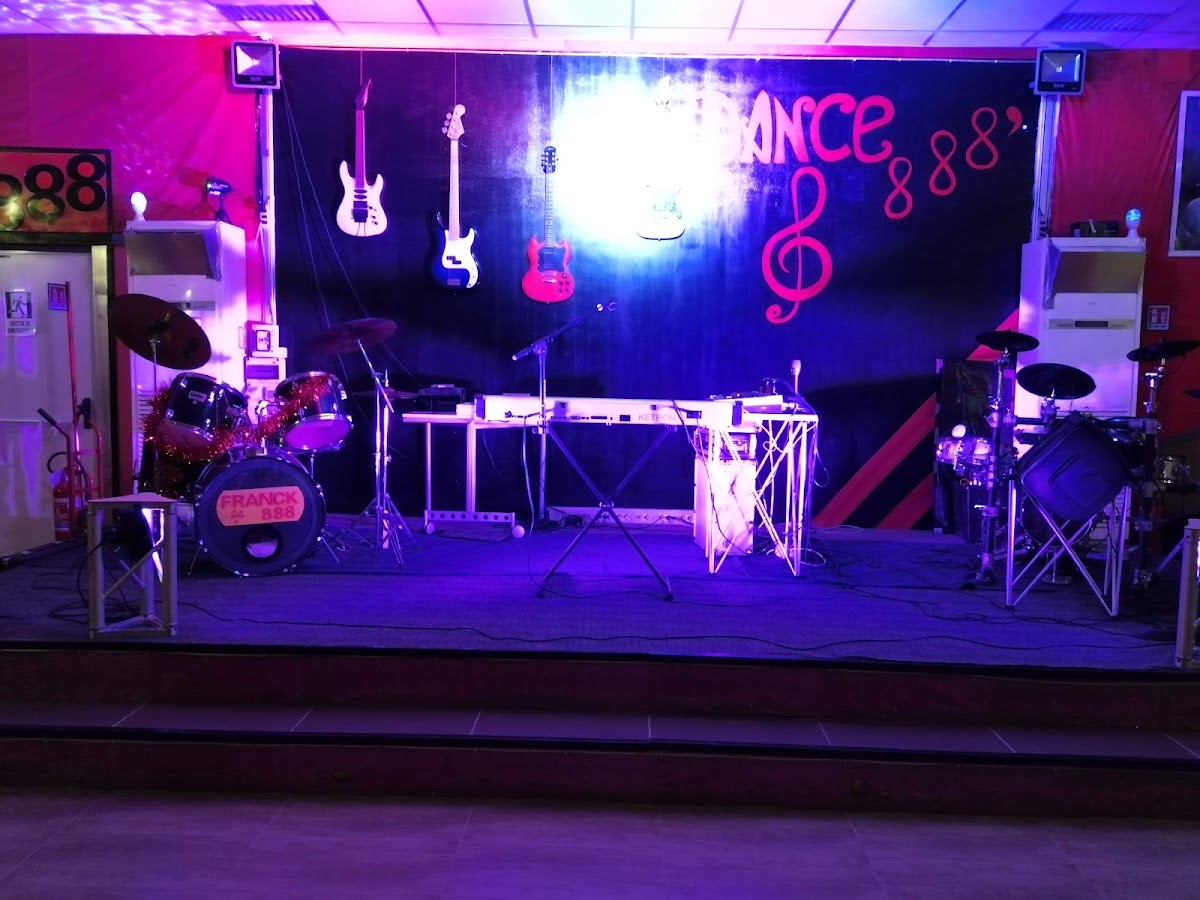 Ristorante La pizzeria dance 888' Photo 4