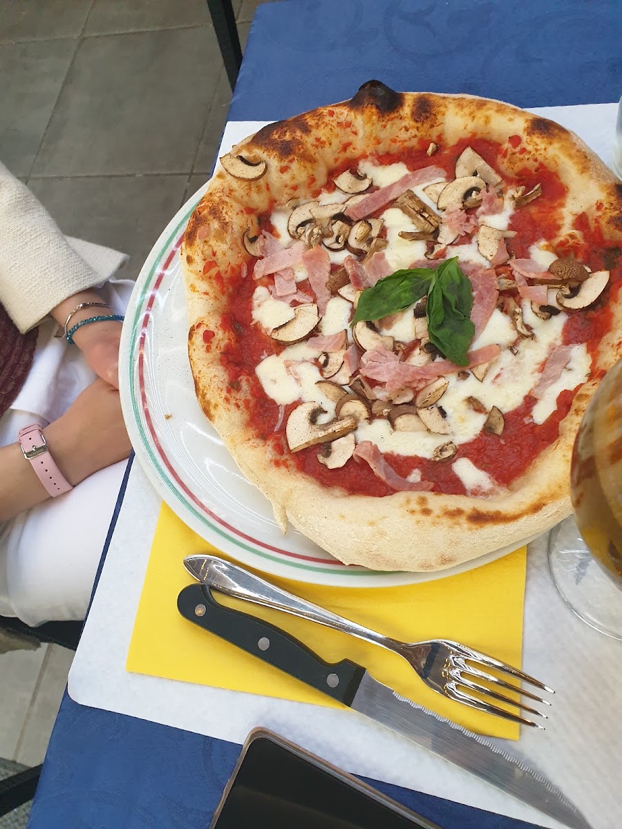 Pizzeria Pulcinella Photo 5