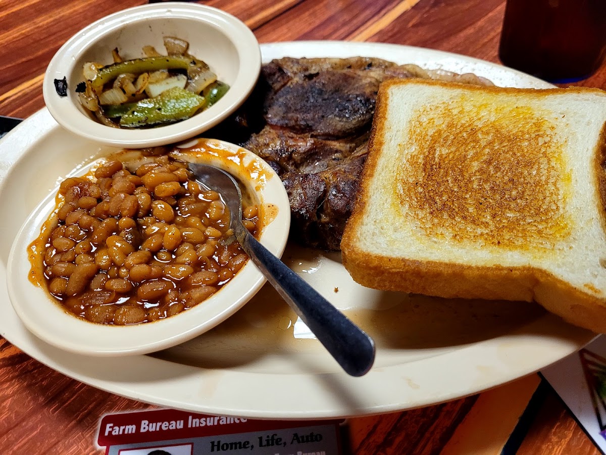 Ironhorse Barbeque And Steakhouse Photo 6