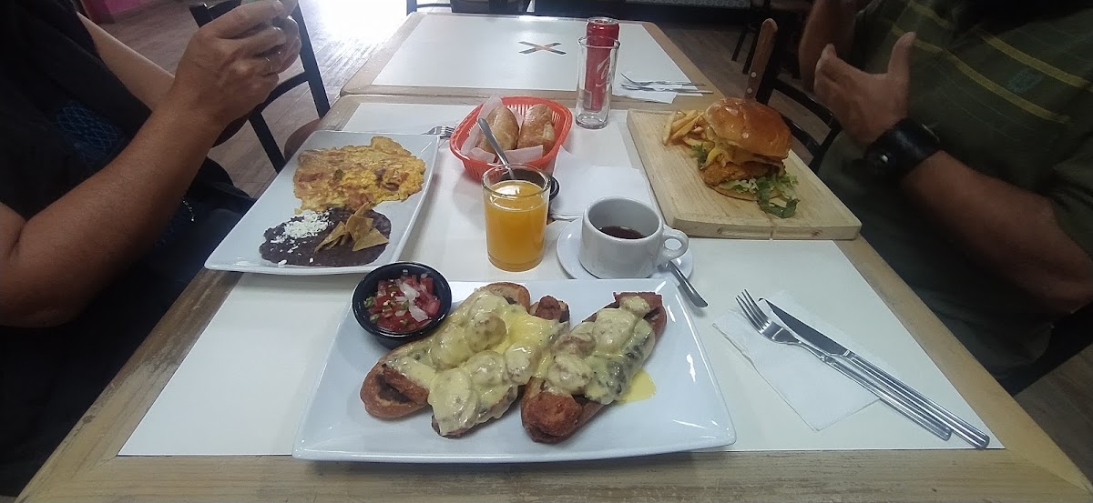 Restaurante Peña Grill Photo 9