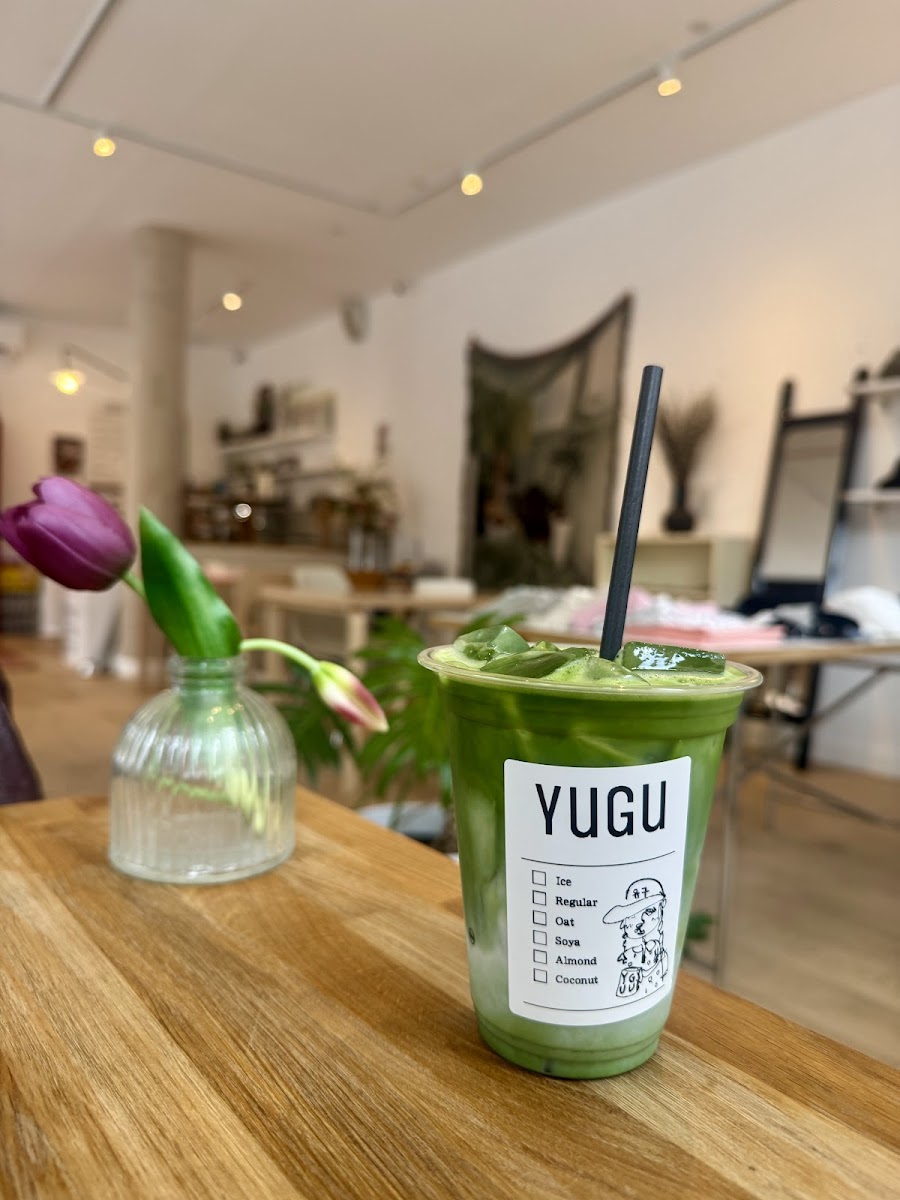 Look Left by YUGU | Cafe & Wine bar Photo 4