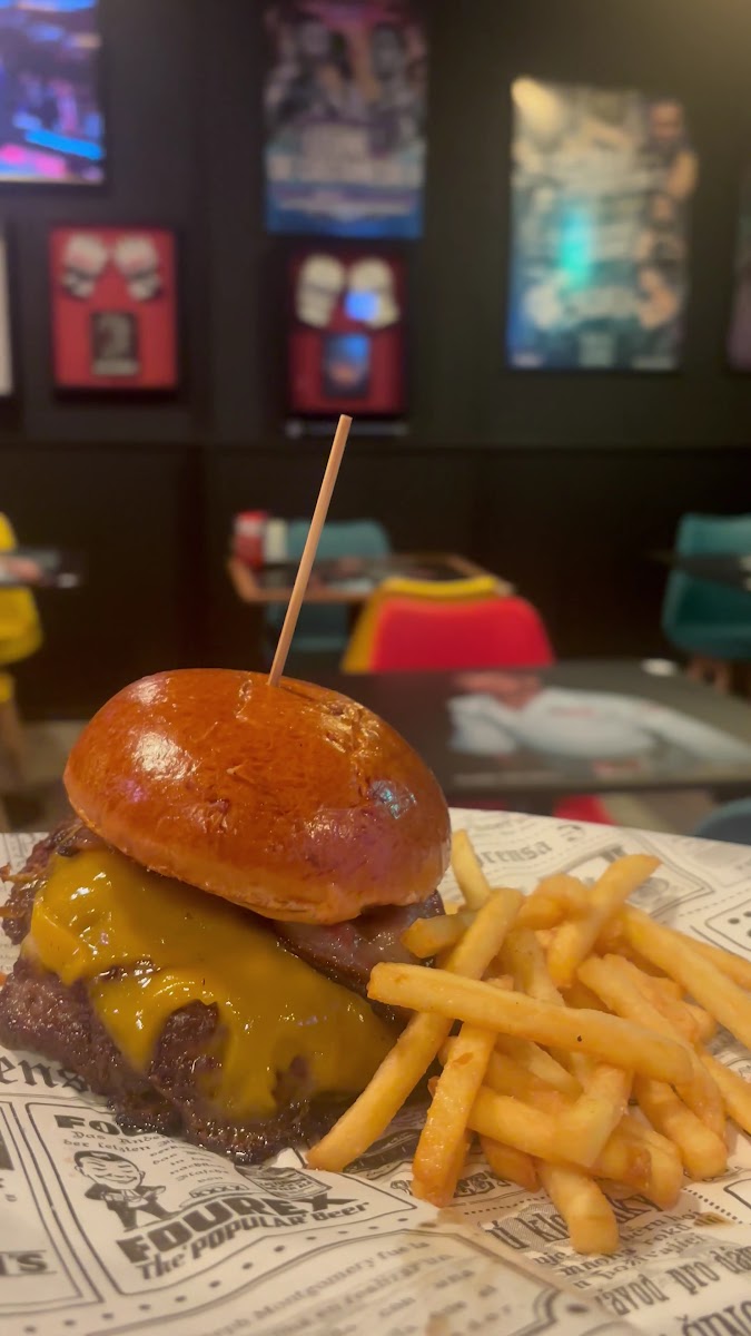 KO SMASH BURGER Photo 2