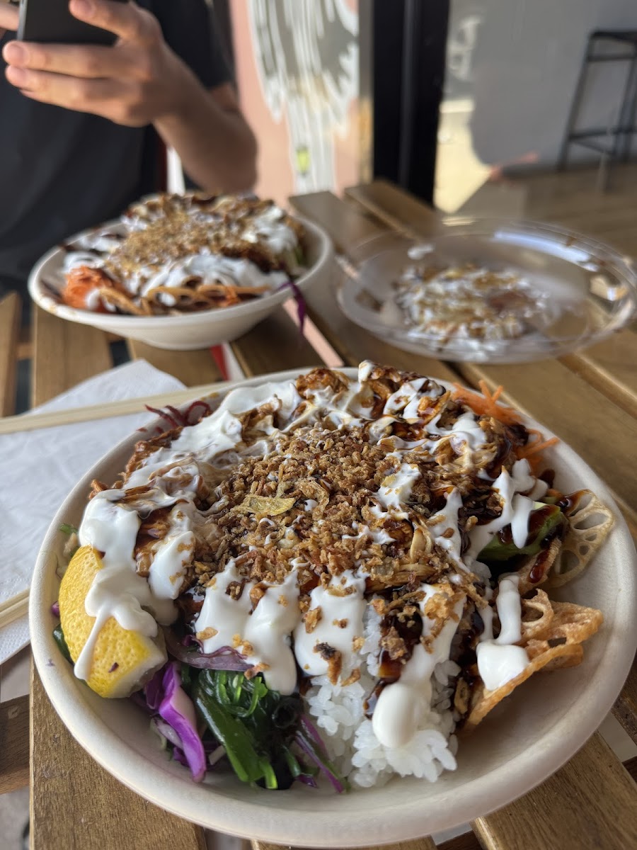 Aloha sushi yamba Photo 3
