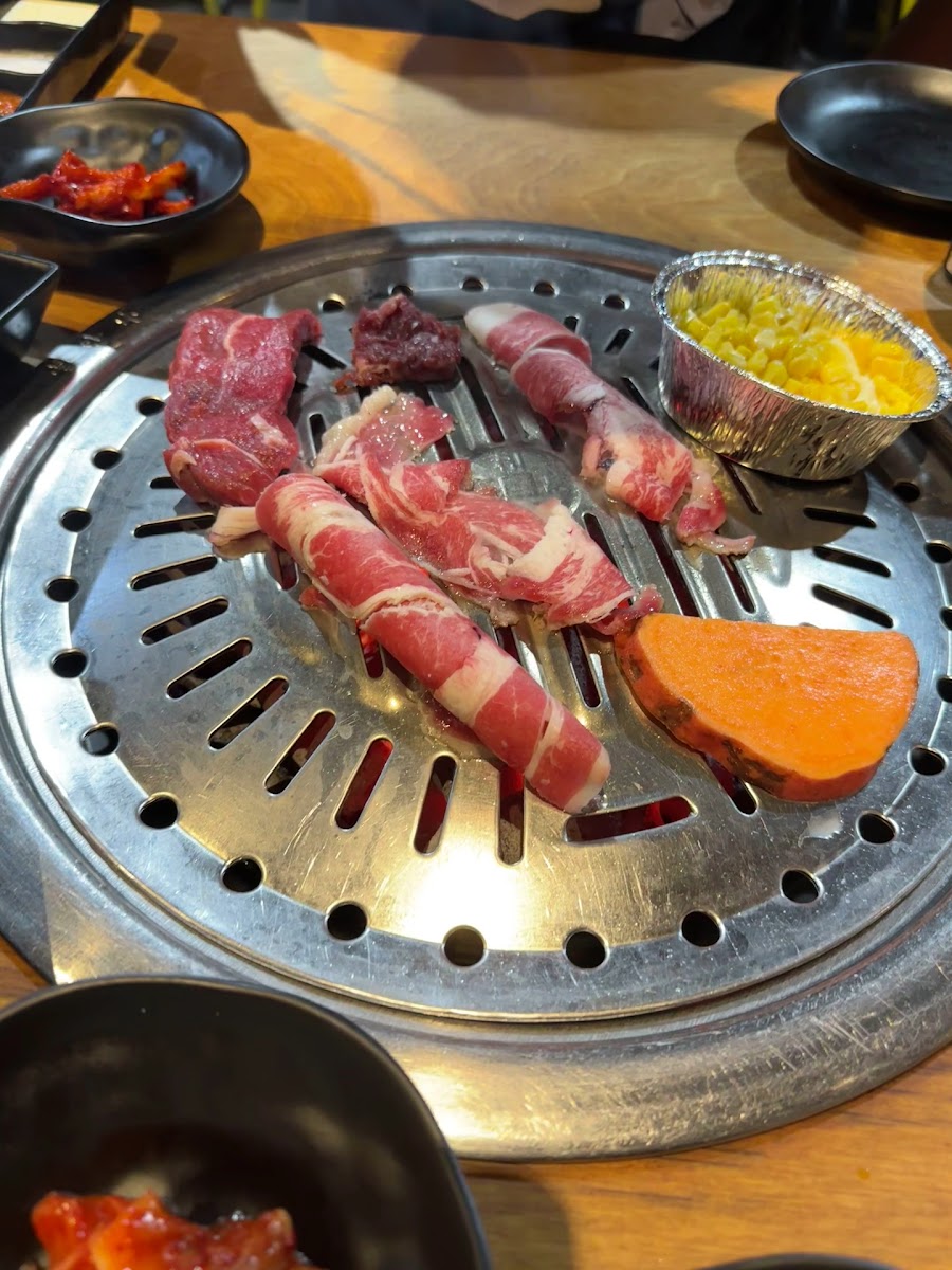 TWIN'S DADDY AYCE KOREAN CHARCOAL BBQ Photo 2