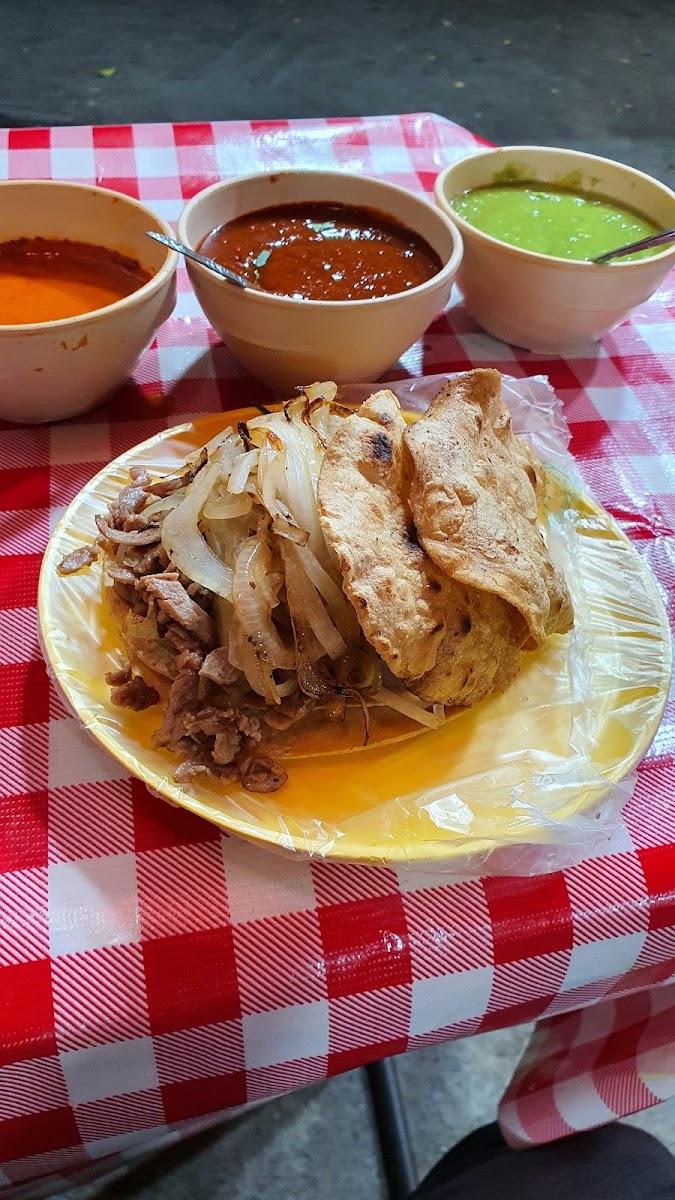 Taquería los Combinados Photo 7