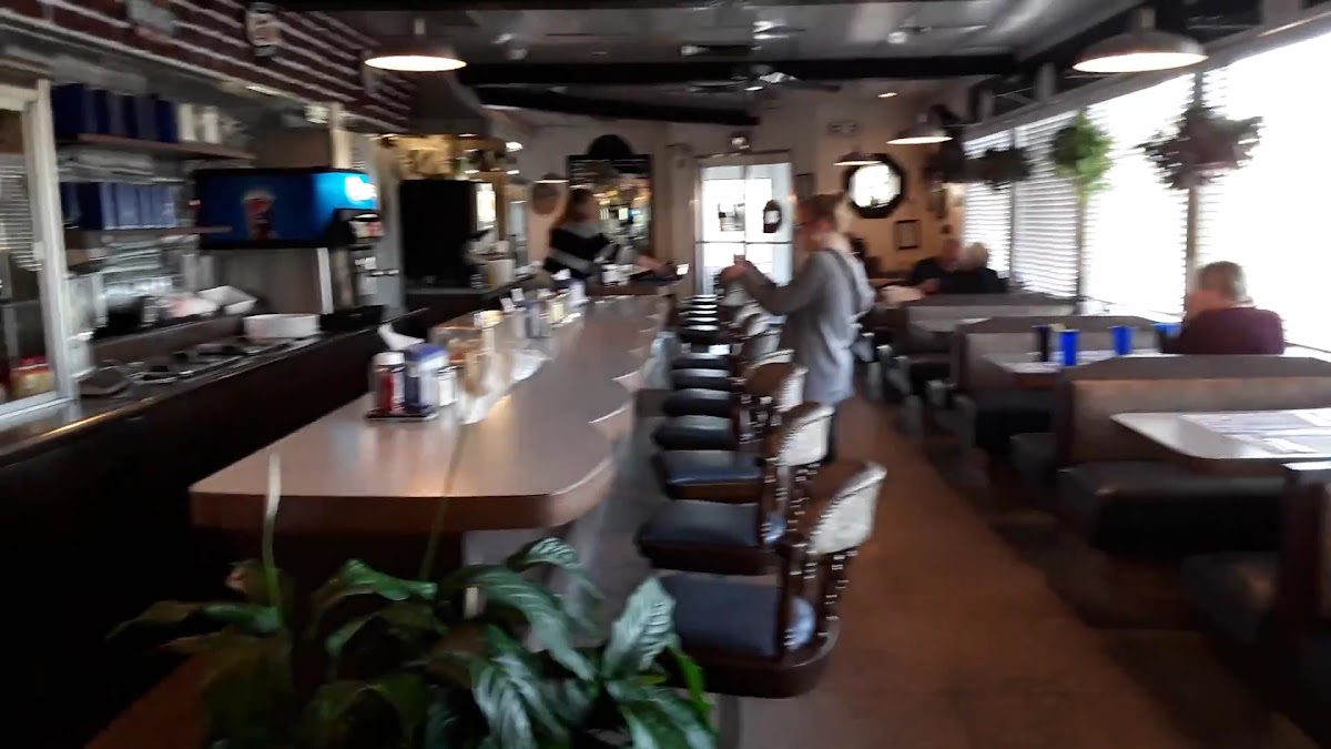Pioneer Diner Photo 2