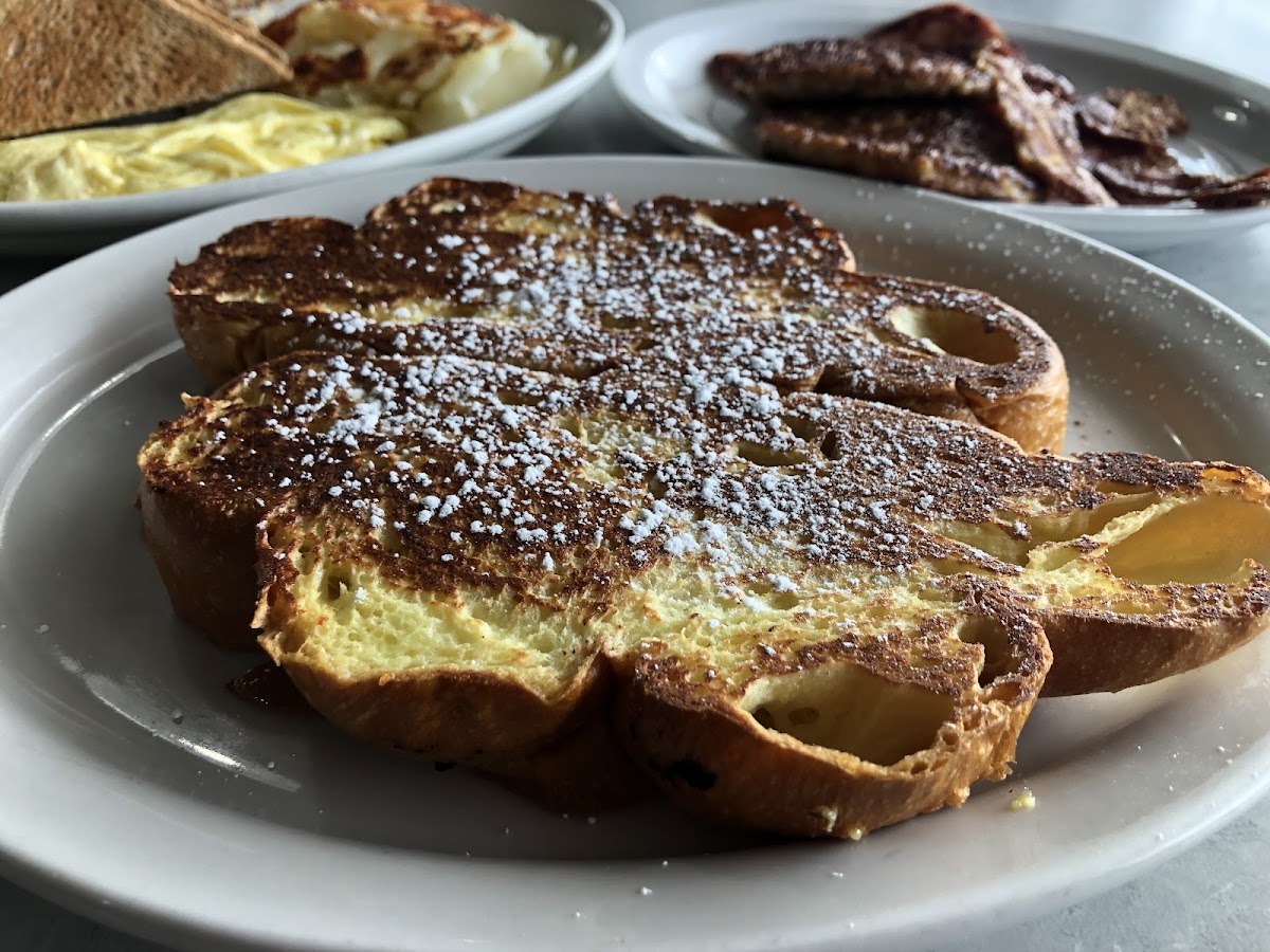 Pioneer Diner Photo 6