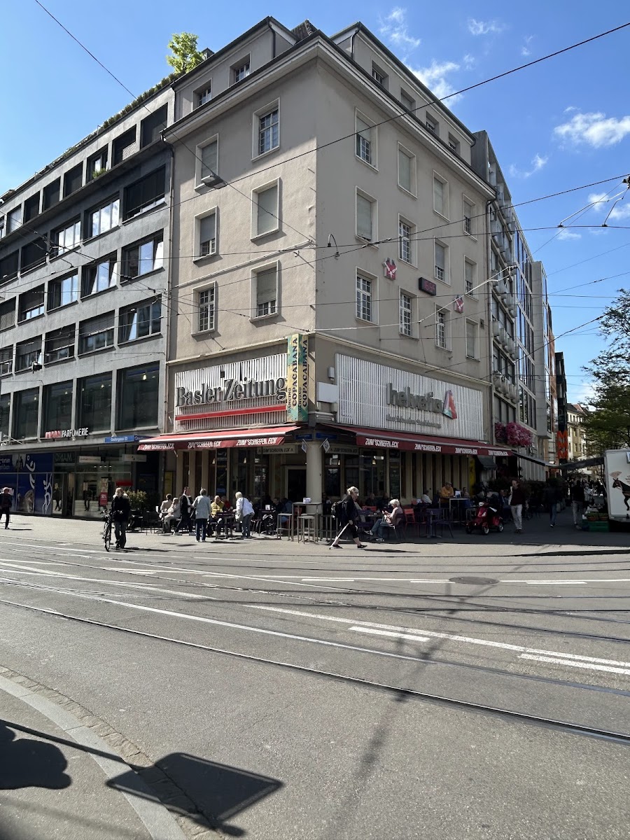 Zum schiefen Eck Photo 4