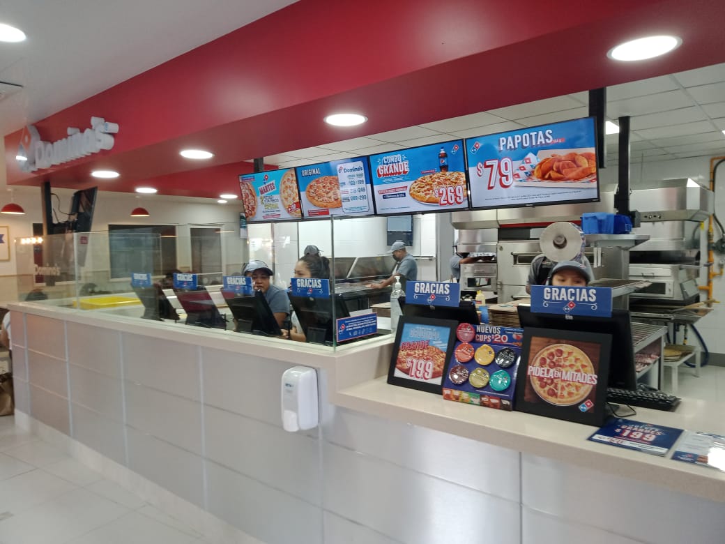 DOMINOS PLAZA DE ARMAS Photo 7