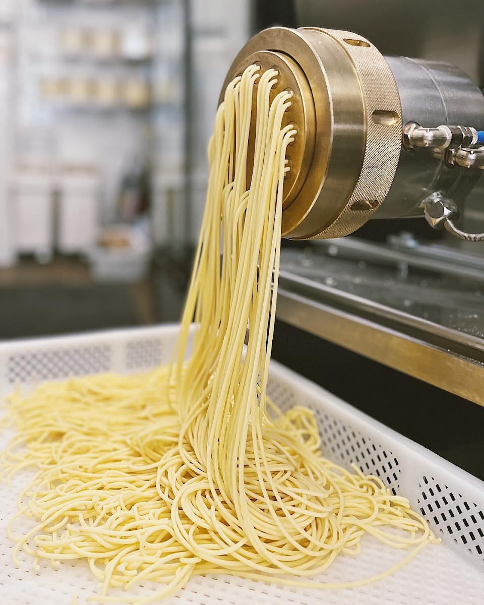 Bacione Pasta Shop Photo 4