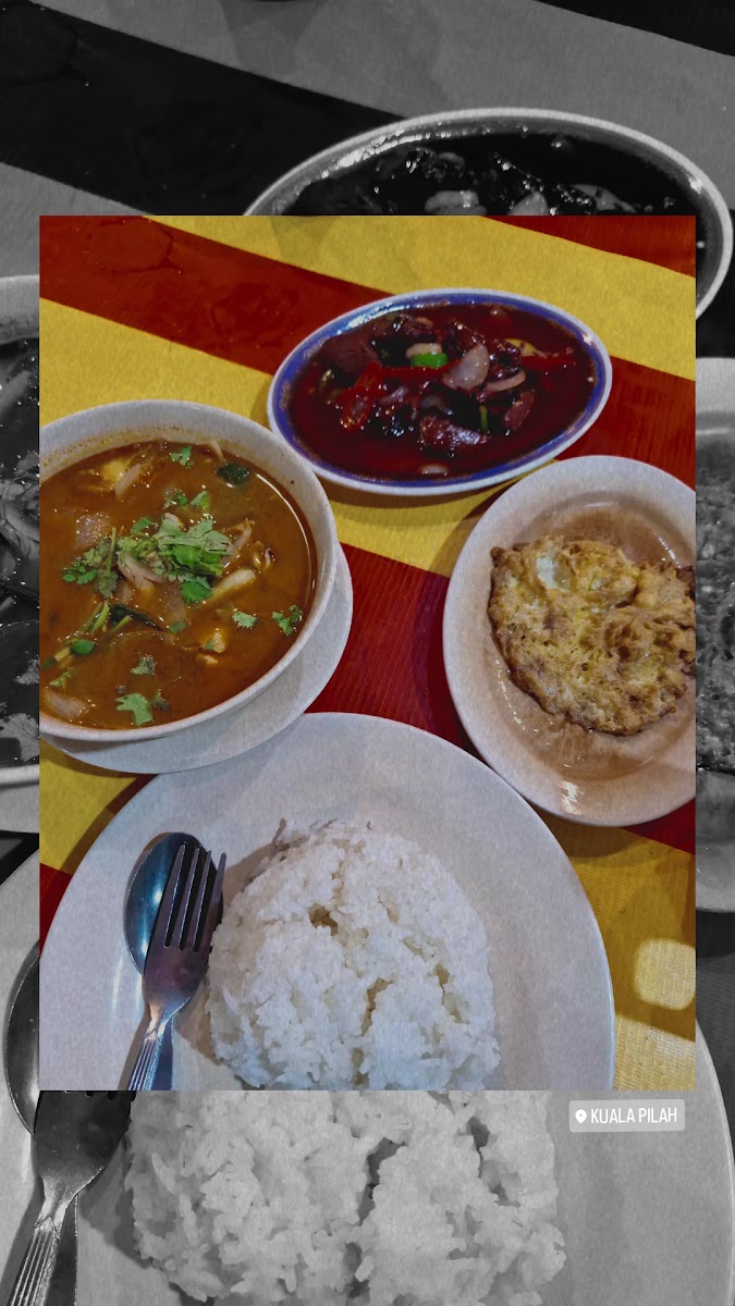 Villa Tomyam Kitchen (Taman Desa Melang) Photo 2