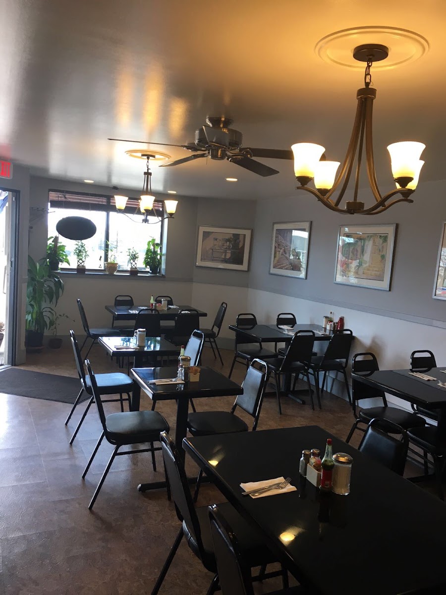 El Quetzal Restaurant