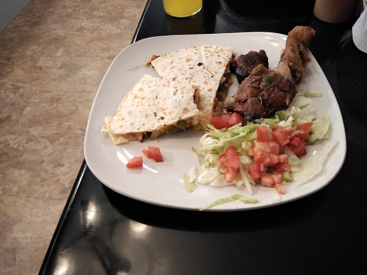 El Quetzal Restaurant Photo 7