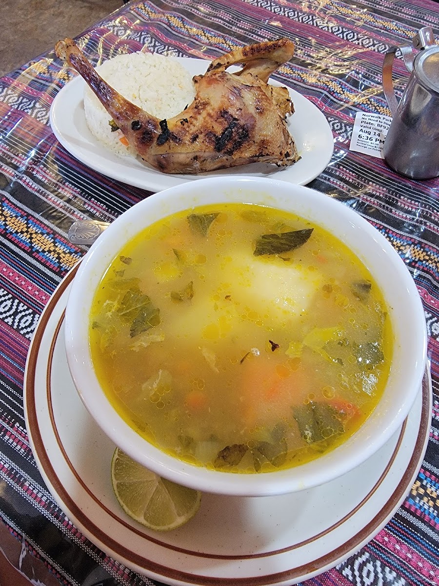 El Quetzal Restaurant Photo 9