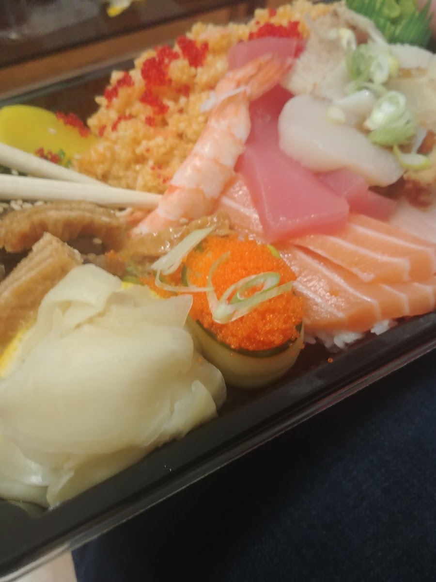 Goong Sushi Restaurant Photo 10